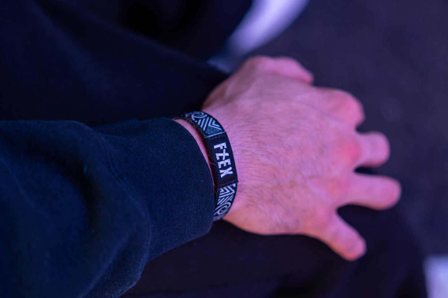 BLACK TRIBAL - REVERSIBLE NFC BRACELET