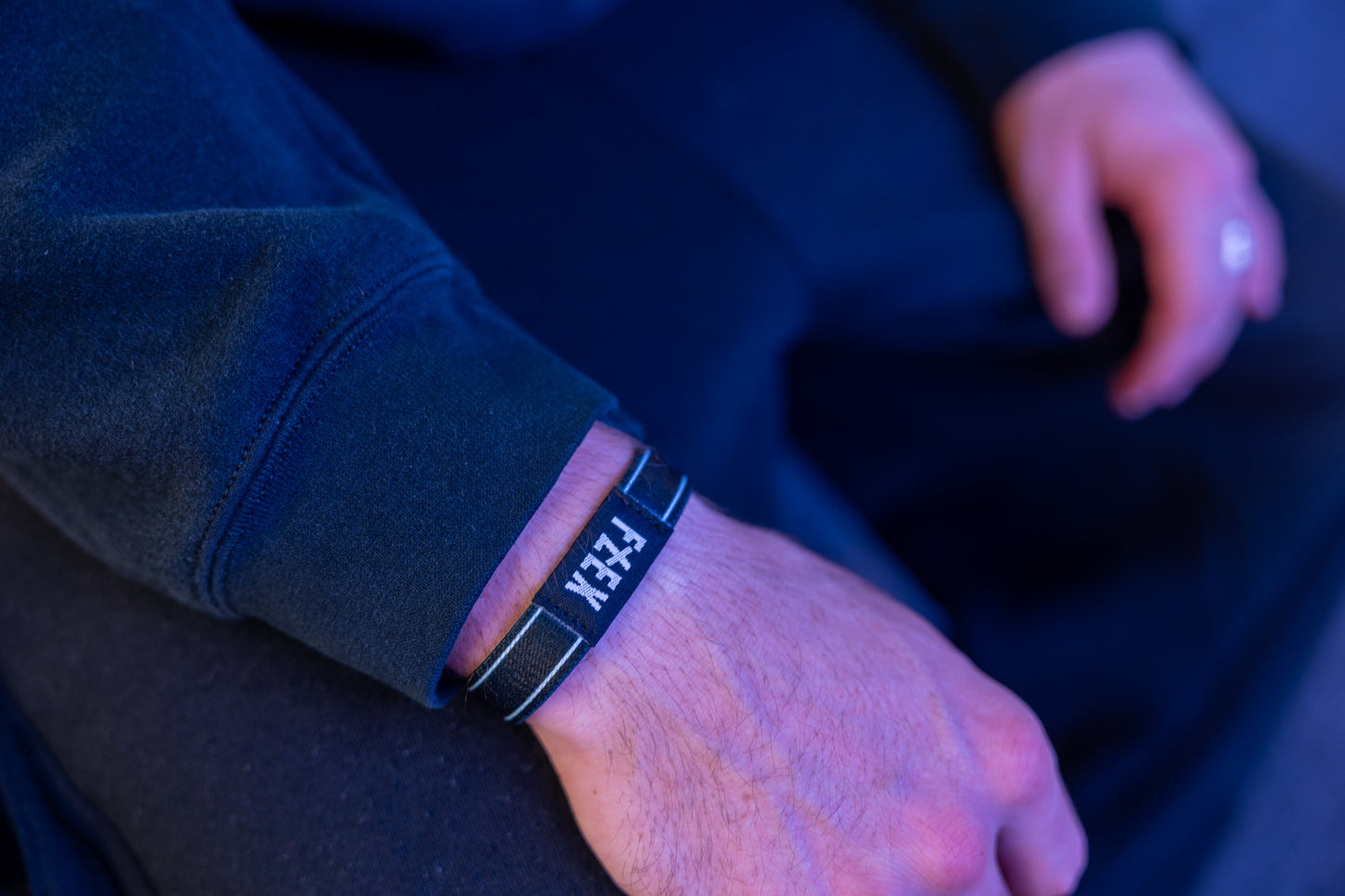 CLASSIC BLACK  - REVERSIBLE NFC BRACELET